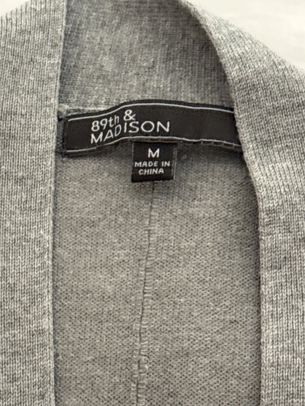 Light weight sweater - Picture 2 of 3